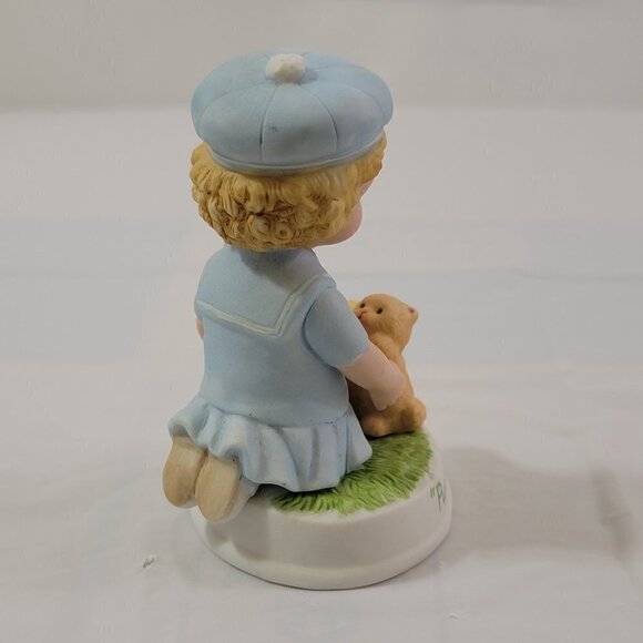 AVON Tender Memories Porcelain Dog & Cat Friends - Picture 11 of 16